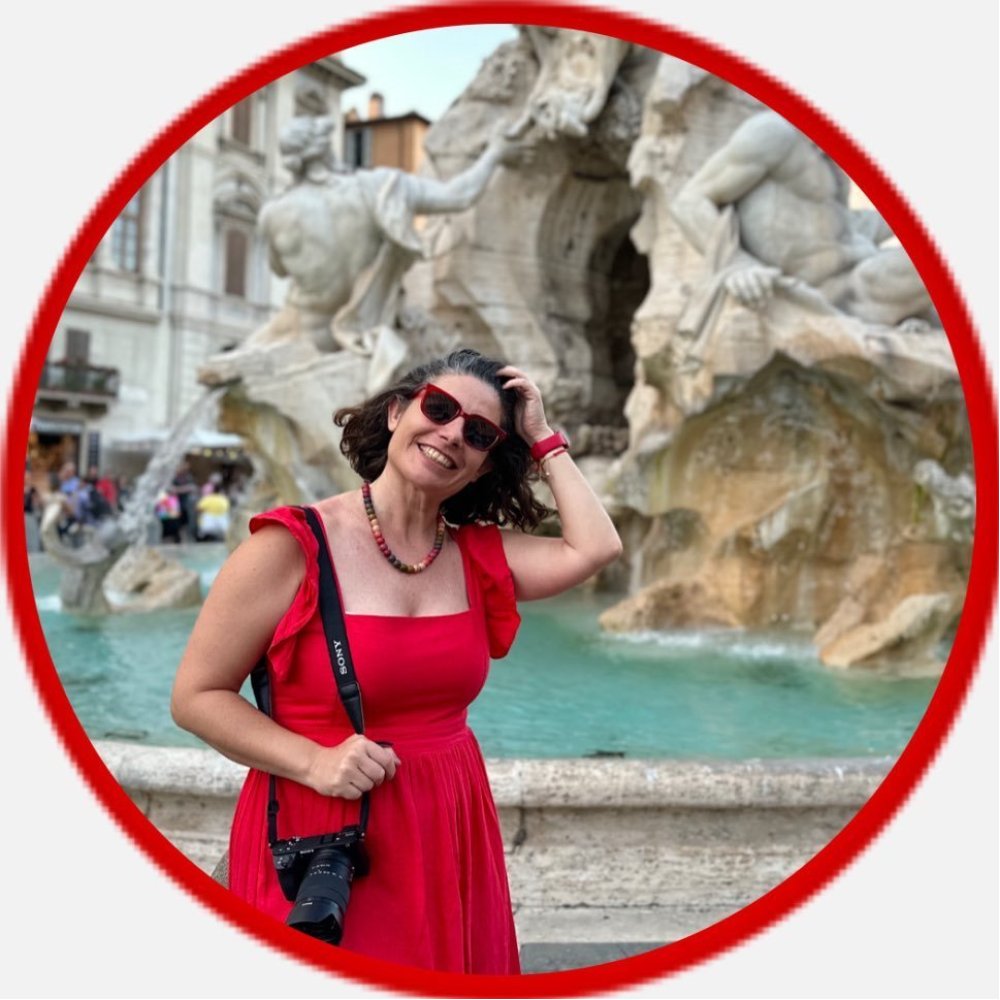 Çok Okuyan Çok Gezen Traveler  Blogger